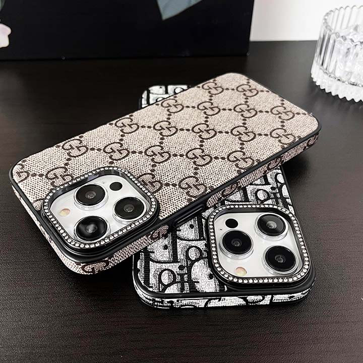 高級感のあるファブリックのスパークルサラウンドiPhoneケース
