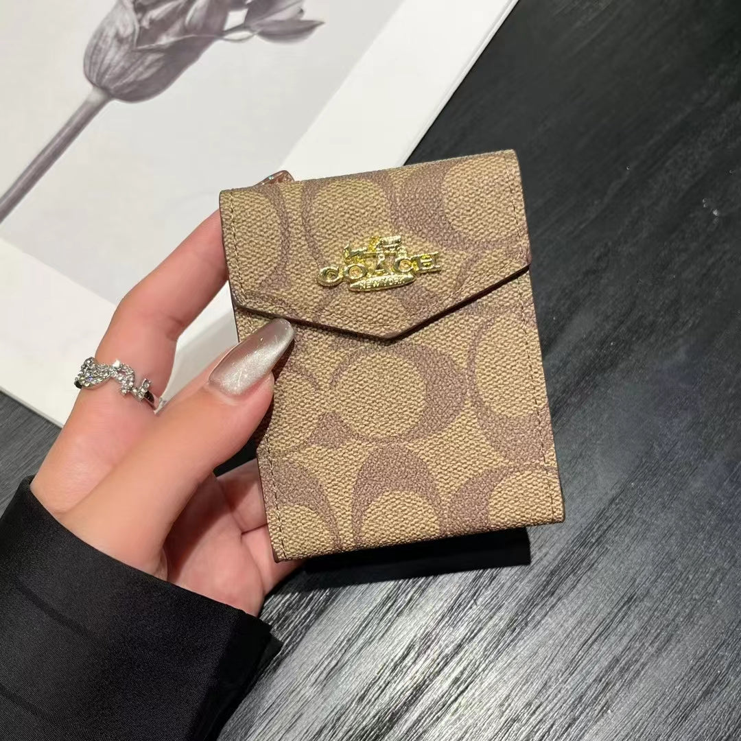 Só MK & CO - Sparán Sealbhóir Cárta Monagram Inspreagtha