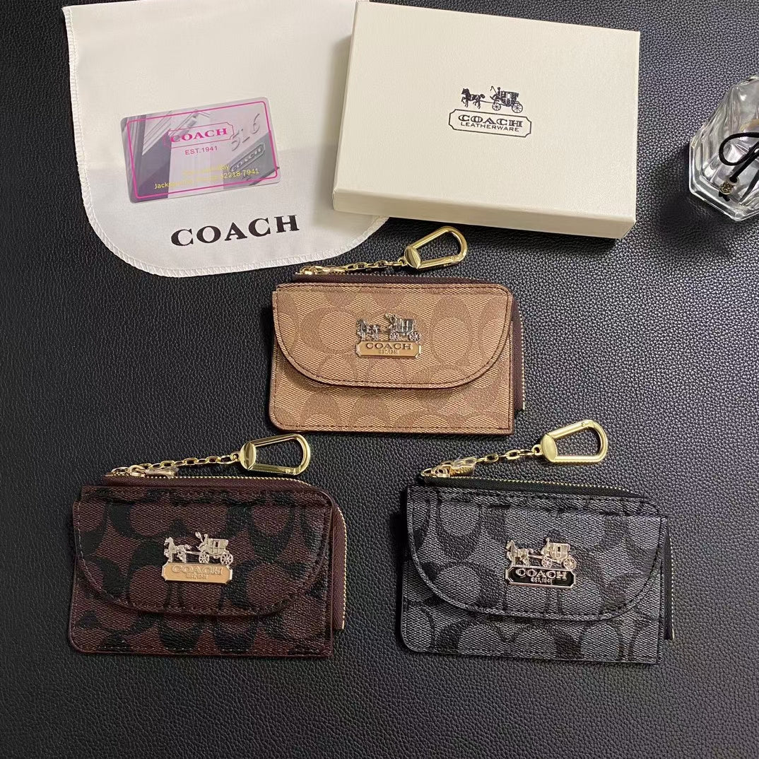 Sparán Sealbhóir Cárta Clasaiceach Chic CO Timeless le Dearadh Sleek