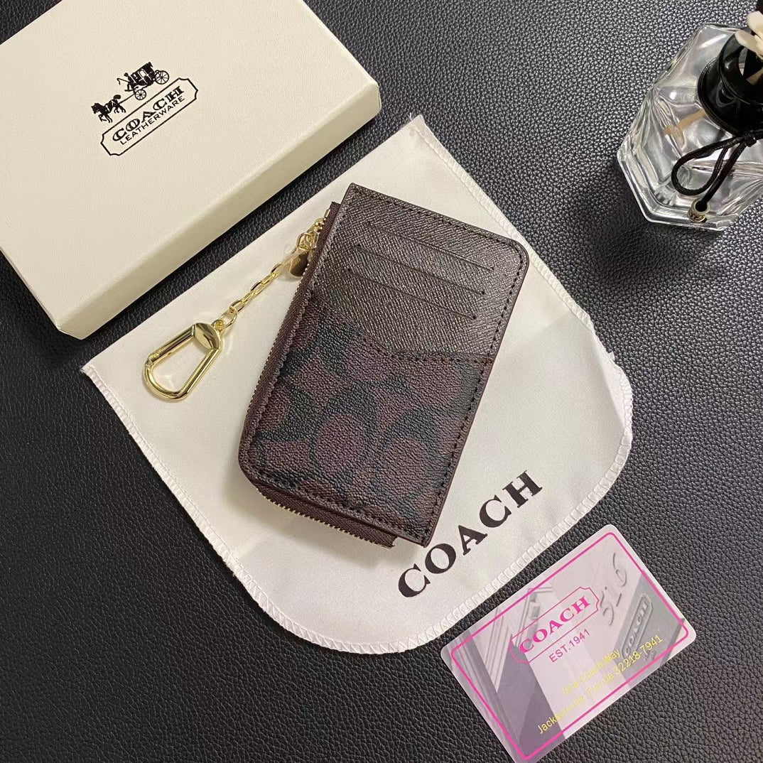 Sparán Sealbhóir Cárta Clasaiceach Chic CO Timeless le Dearadh Sleek