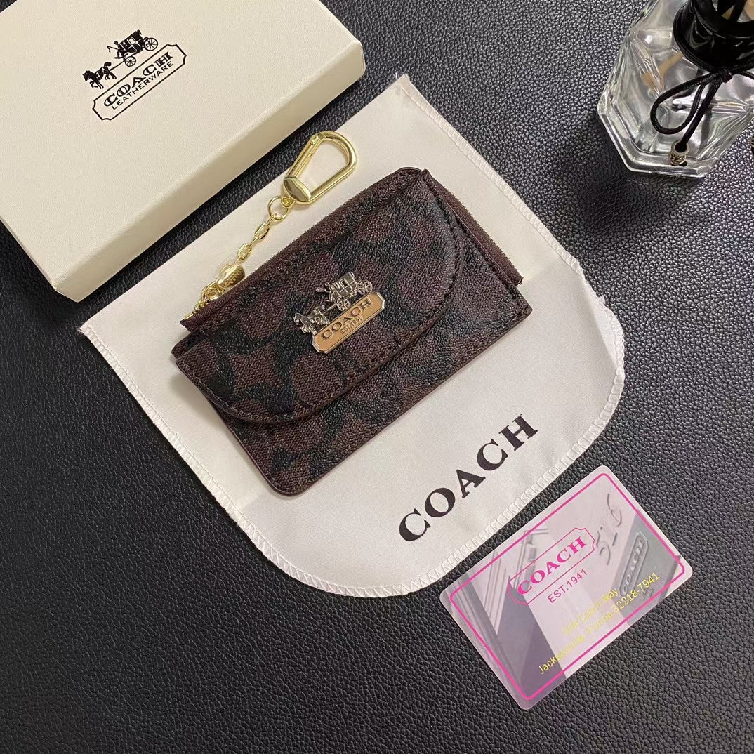 Sparán Sealbhóir Cárta Clasaiceach Chic CO Timeless le Dearadh Sleek