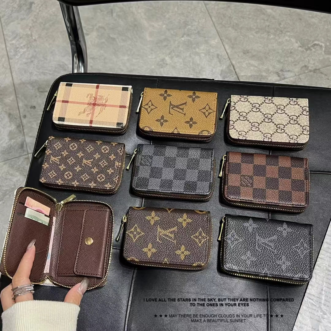 Colección de carteras de lujo con cremallera y monograma: Lou, GG y BBR