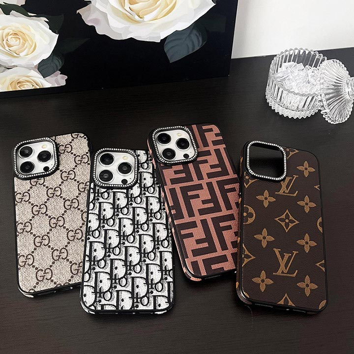 高級感のあるファブリックのスパークルサラウンドiPhoneケース