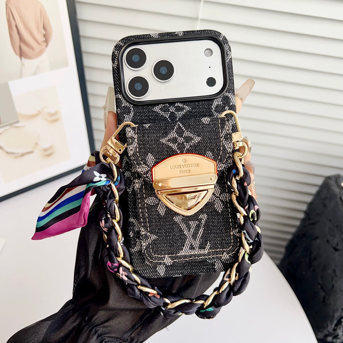 カードポケット付き高級クロスボディiPhoneケース & 取り外し可能なストラップ