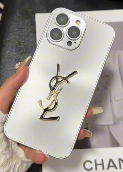 Capa elegante para iPhone Letter Shine x Mono com corrente
