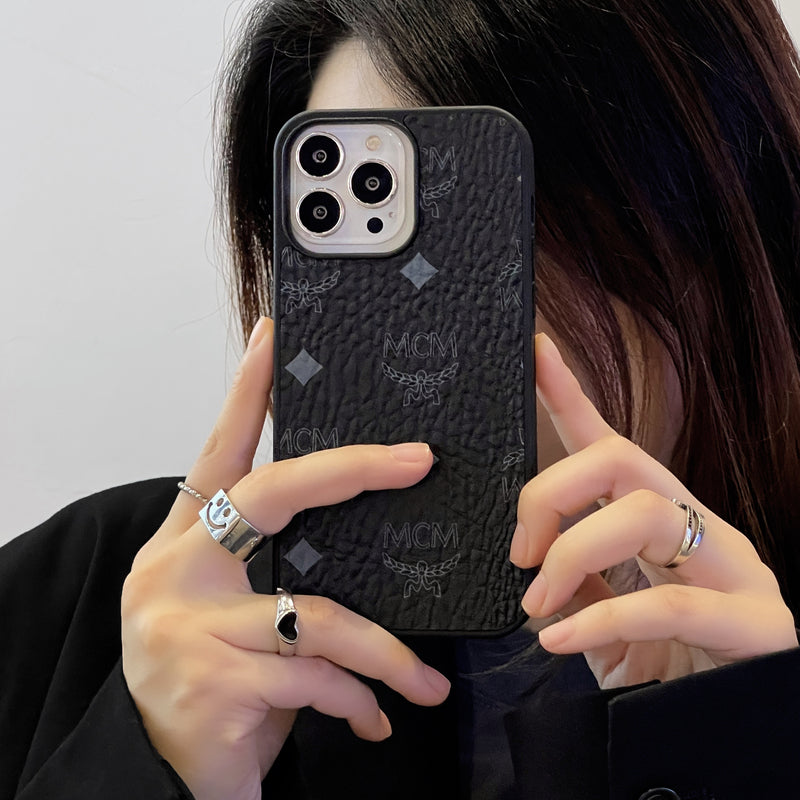 MCM iPhone Cover Sort-MCK240603