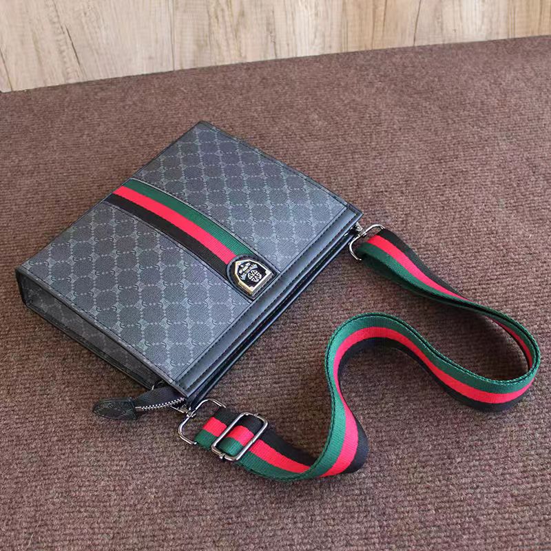 Stedelijke monogram clutch 002