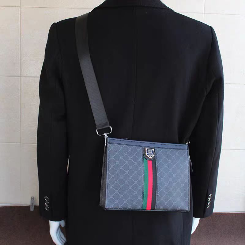 Stedelijke monogram clutch 002
