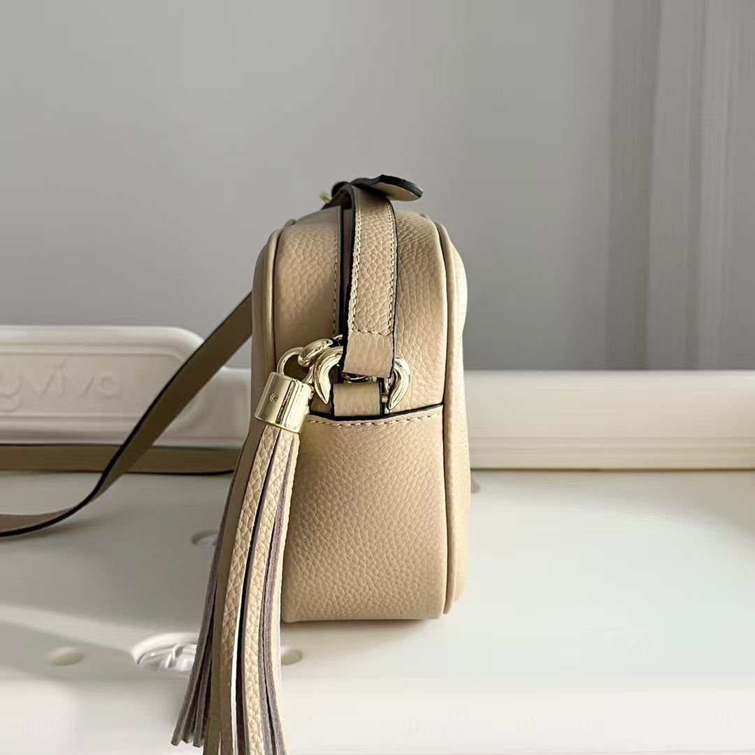 Bolsa Crossbody de Couro Pebbled Avançada