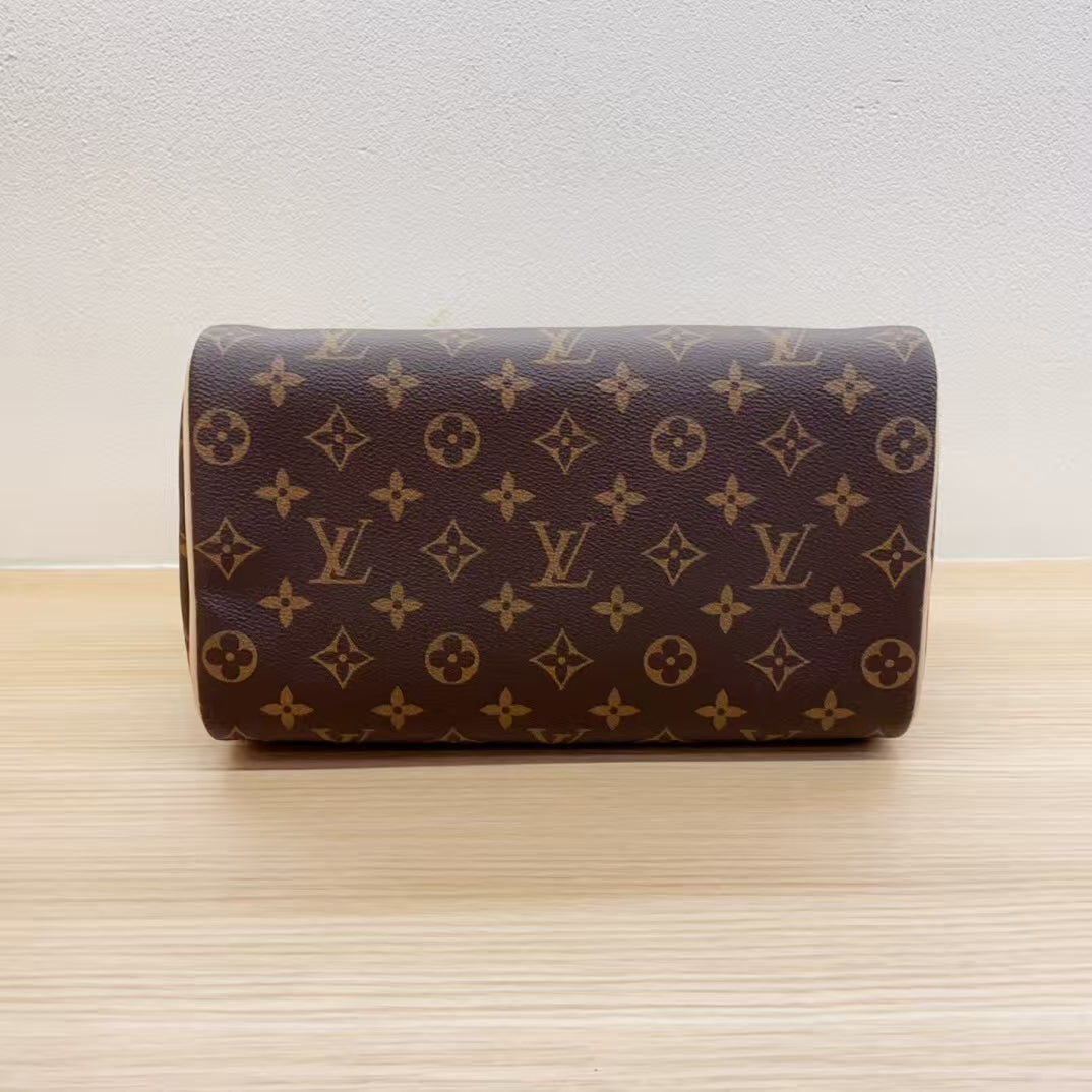 Premium-Kosmetiktasche-01