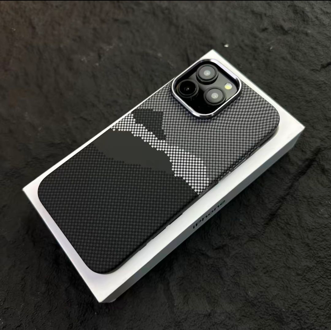 MagSafe-kompatibelt telefoncover med abstrakt pixeldesign