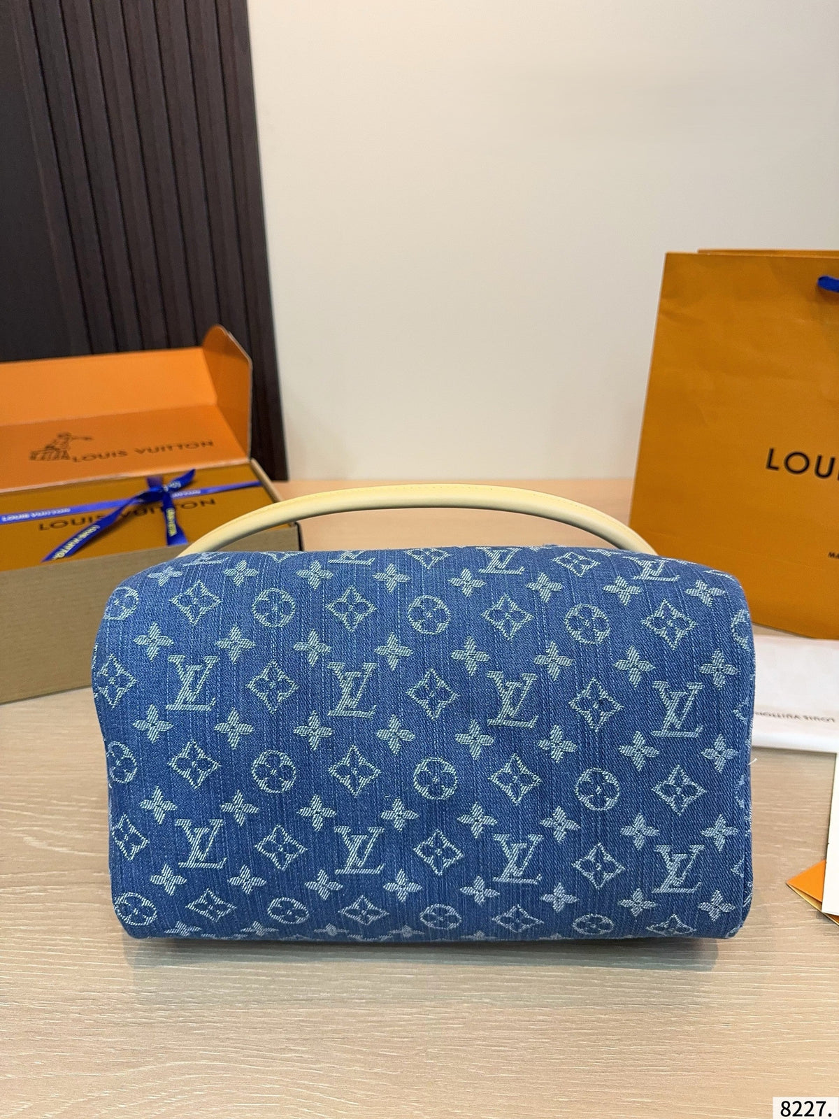 Džínová embosovaná taška s horní rukojetí & Crossbody