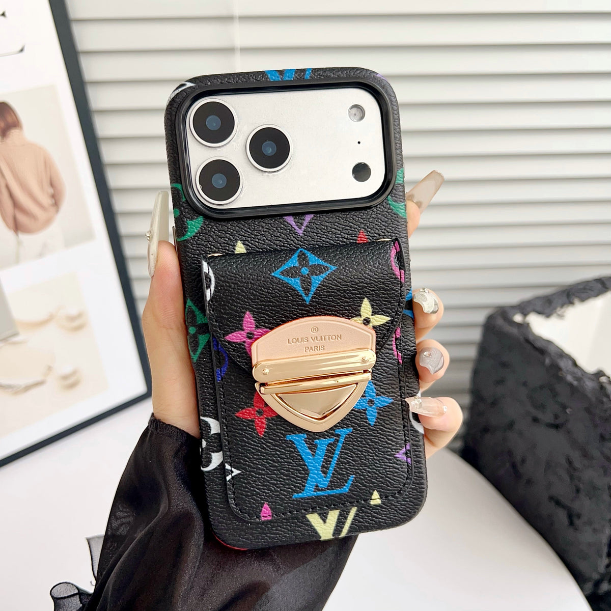 カードポケット付き高級クロスボディiPhoneケース & 取り外し可能なストラップ