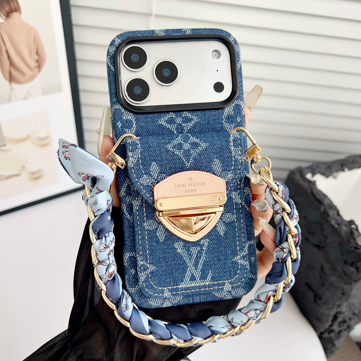 カードポケット付き高級クロスボディiPhoneケース & 取り外し可能なストラップ