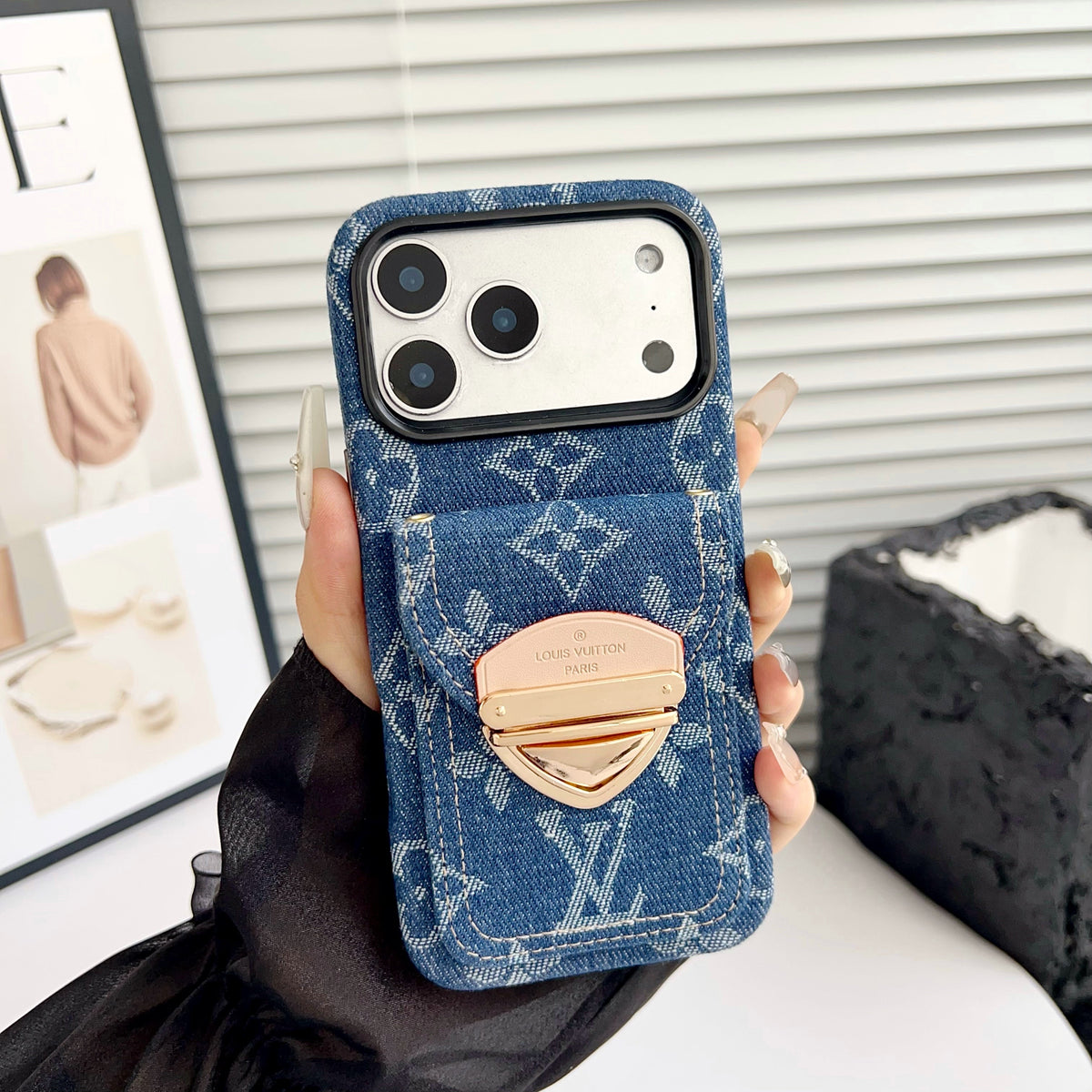 カードポケット付き高級クロスボディiPhoneケース & 取り外し可能なストラップ