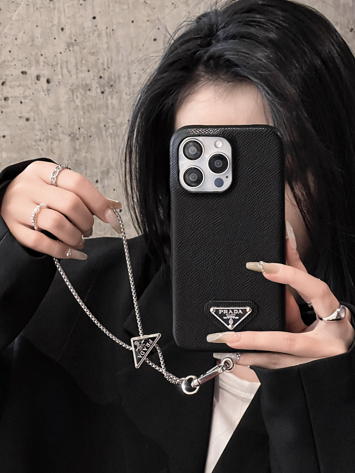 Husă de lux pentru iPhone, cu trapel din piele
