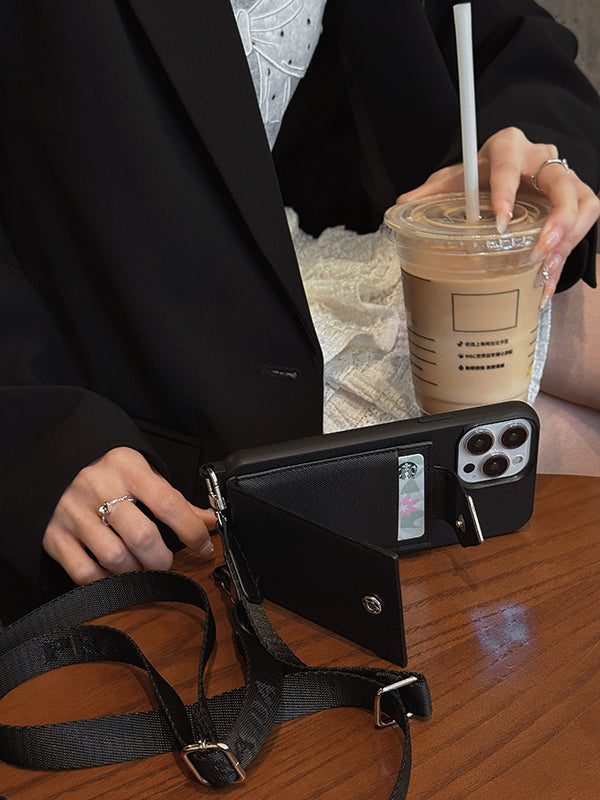 ラグジュアリーなクロスボディレザーiPhoneケース