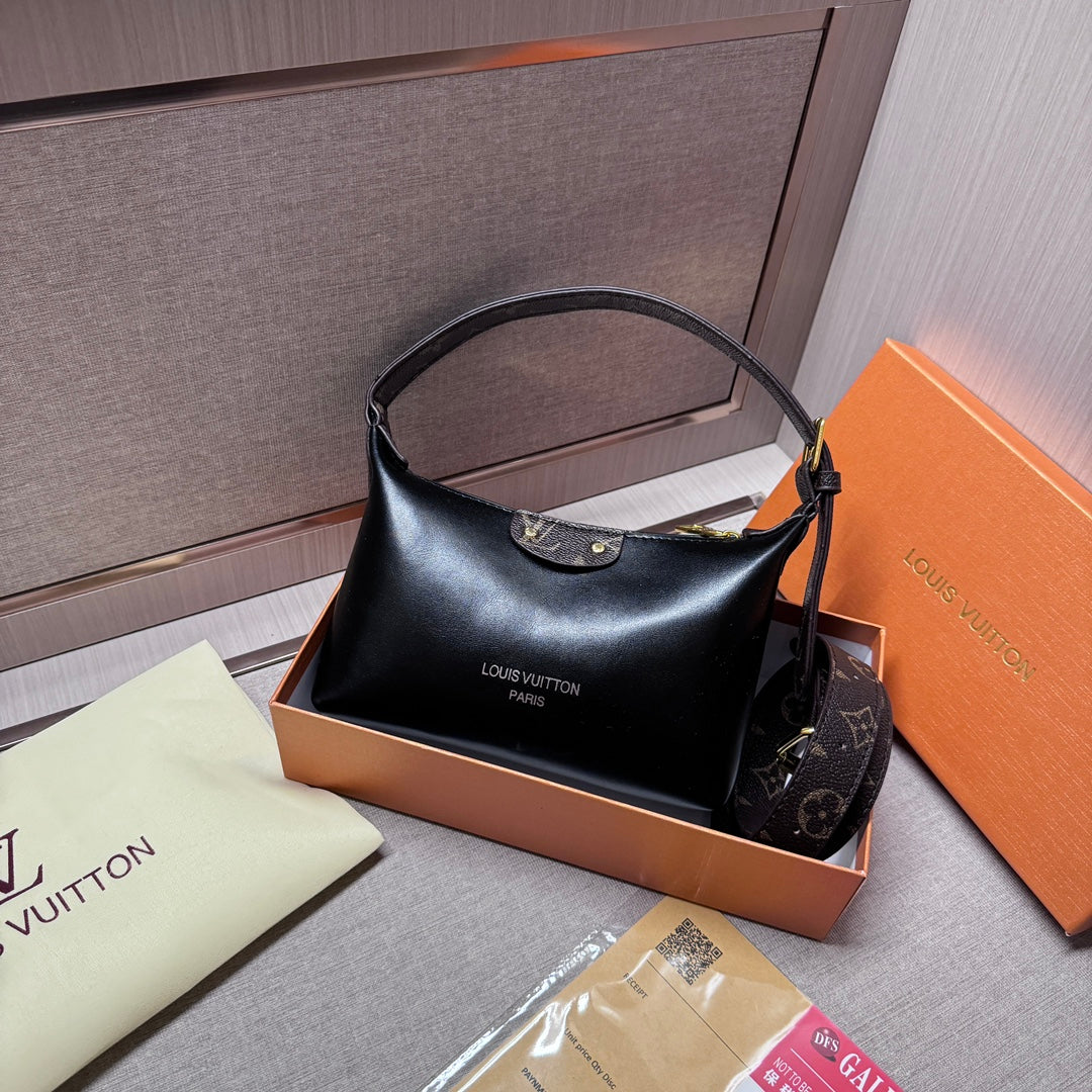 Lusso senza tempo: borsa a mano in pelle per il sofisticato moderno