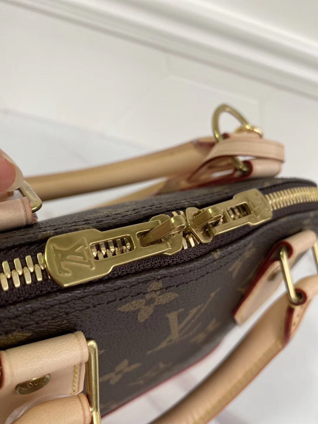 Bolsa Alma Clássica e Elegante