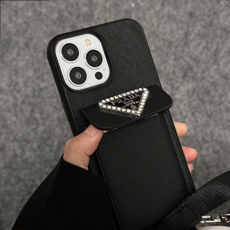 ラグジュアリーなクロスボディレザーiPhoneケース