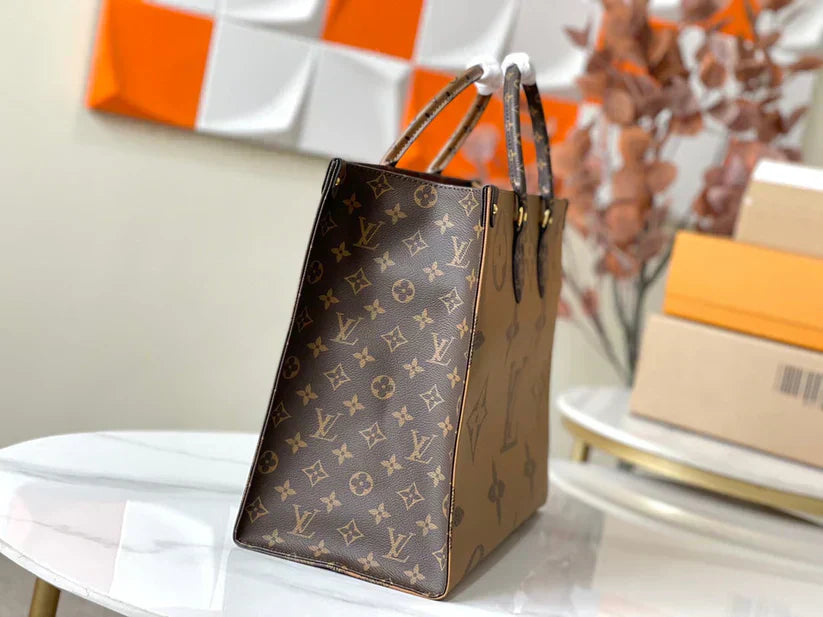 Mála Tote Leathar Luxe Monogram