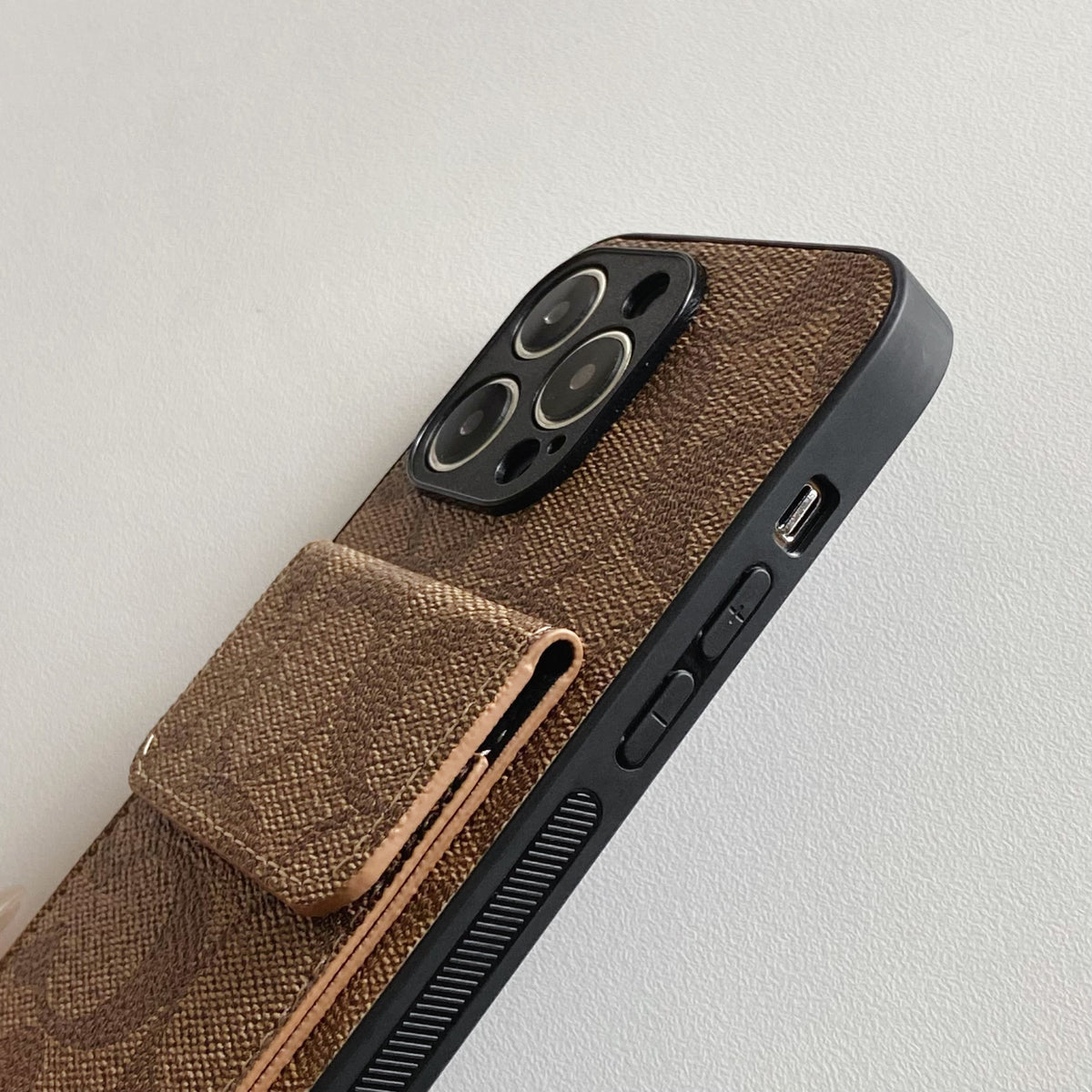 Capa clássica para iPhone com carteira marrom claro-HP240513