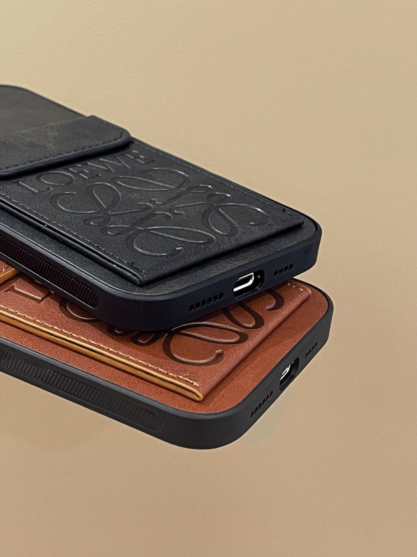 Cás iPhone só Le Sealbhóir Cárta Brown-LZP241448