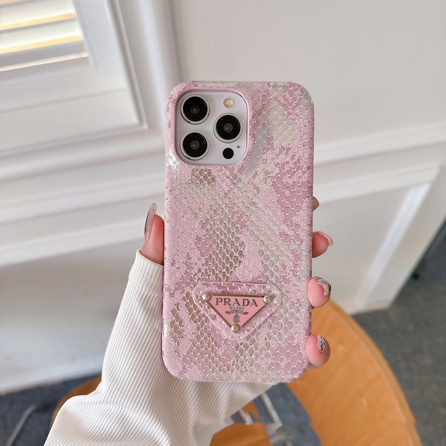 Capa luxuosa para iPhone em cor gradiente