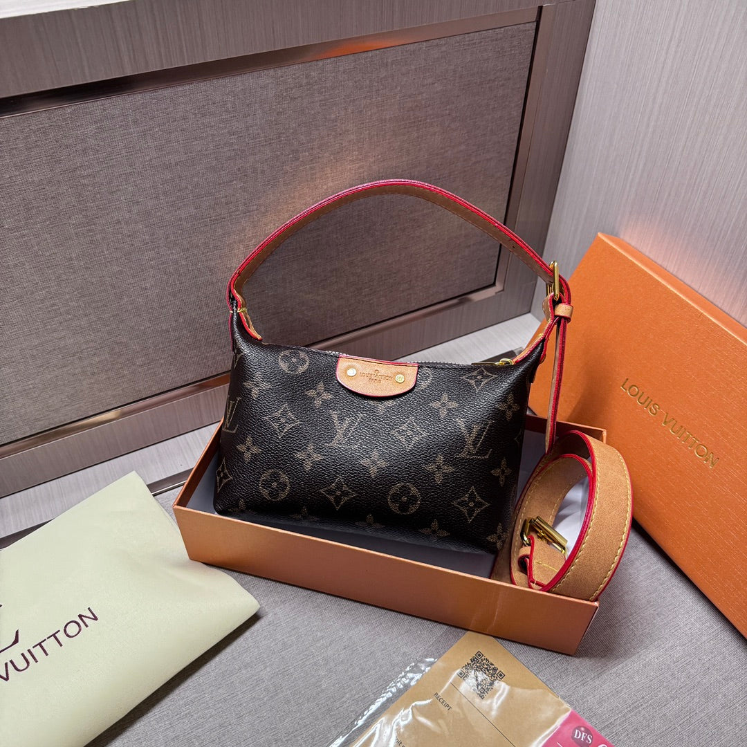 Lusso senza tempo: borsa a mano in pelle per il sofisticato moderno