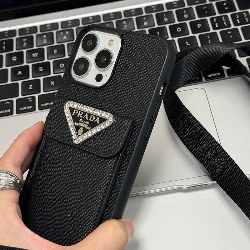 ラグジュアリーなクロスボディレザーiPhoneケース