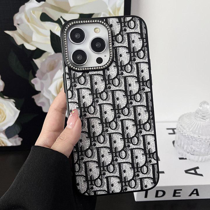 高級感のあるファブリックのスパークルサラウンドiPhoneケース