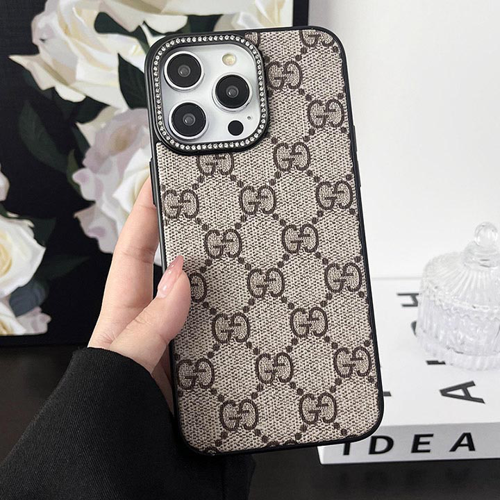 高級感のあるファブリックのスパークルサラウンドiPhoneケース