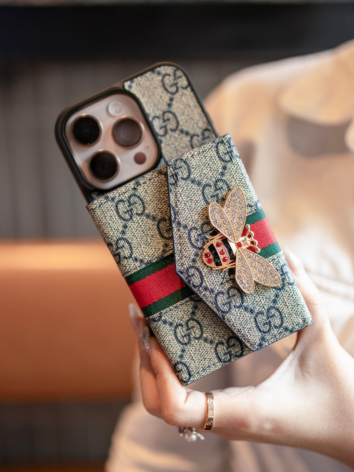 Capa crossbody premium avançada para iPhone com suporte para cartão & Alça de ombro