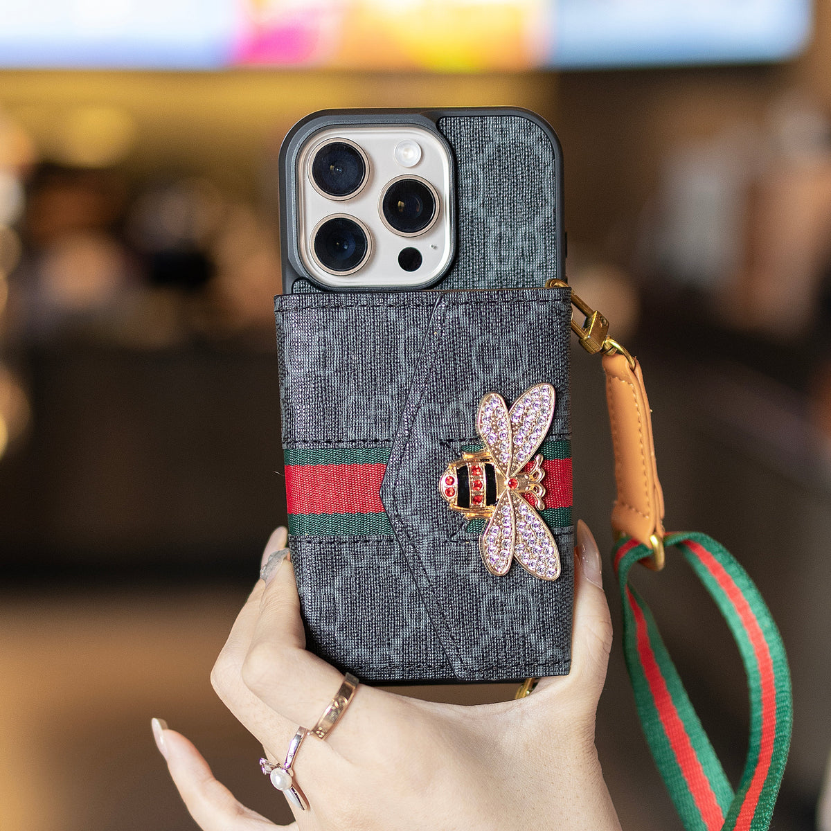 Capa crossbody premium avançada para iPhone com suporte para cartão & Alça de ombro