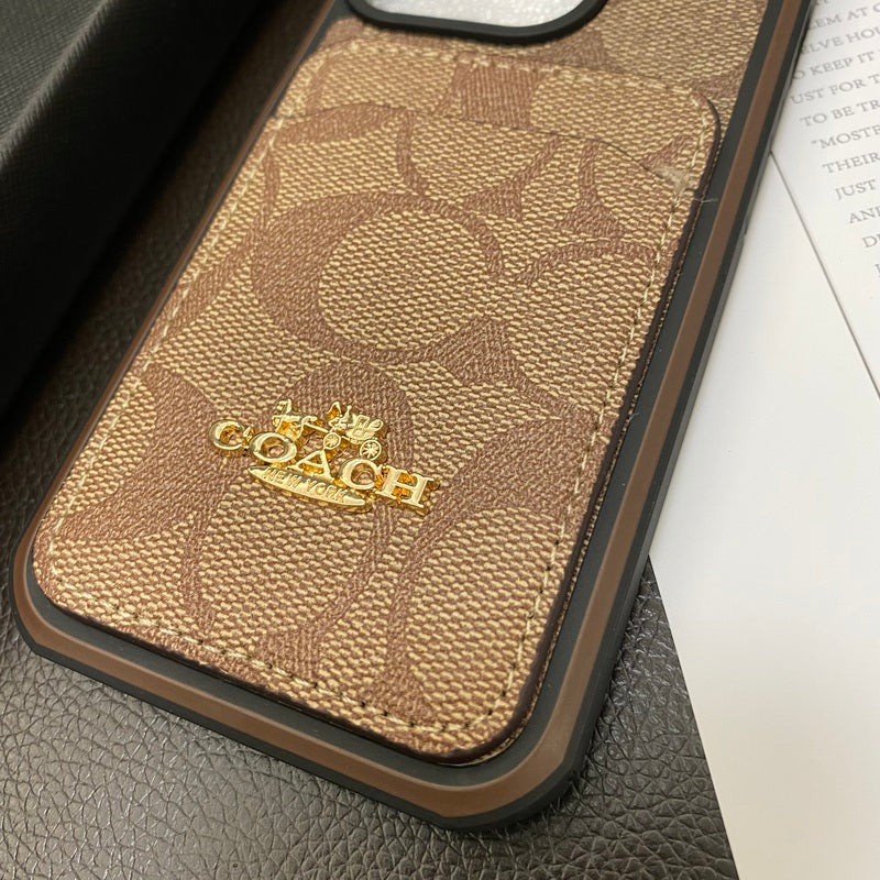 Capa clássica para iPhone com porta-cartões café -KB241416