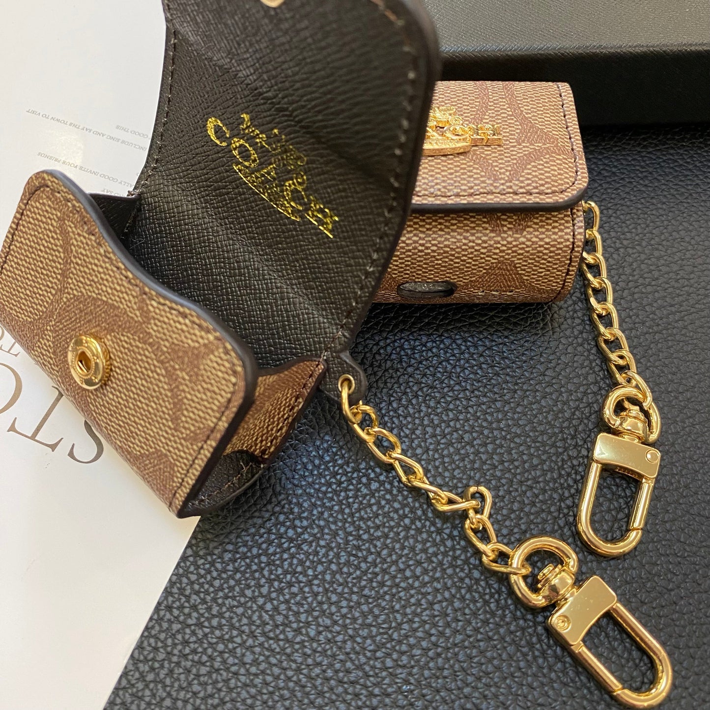 Só Classic AirPods Cásanna 3ú Glúin Éadrom Donn-LGK240425