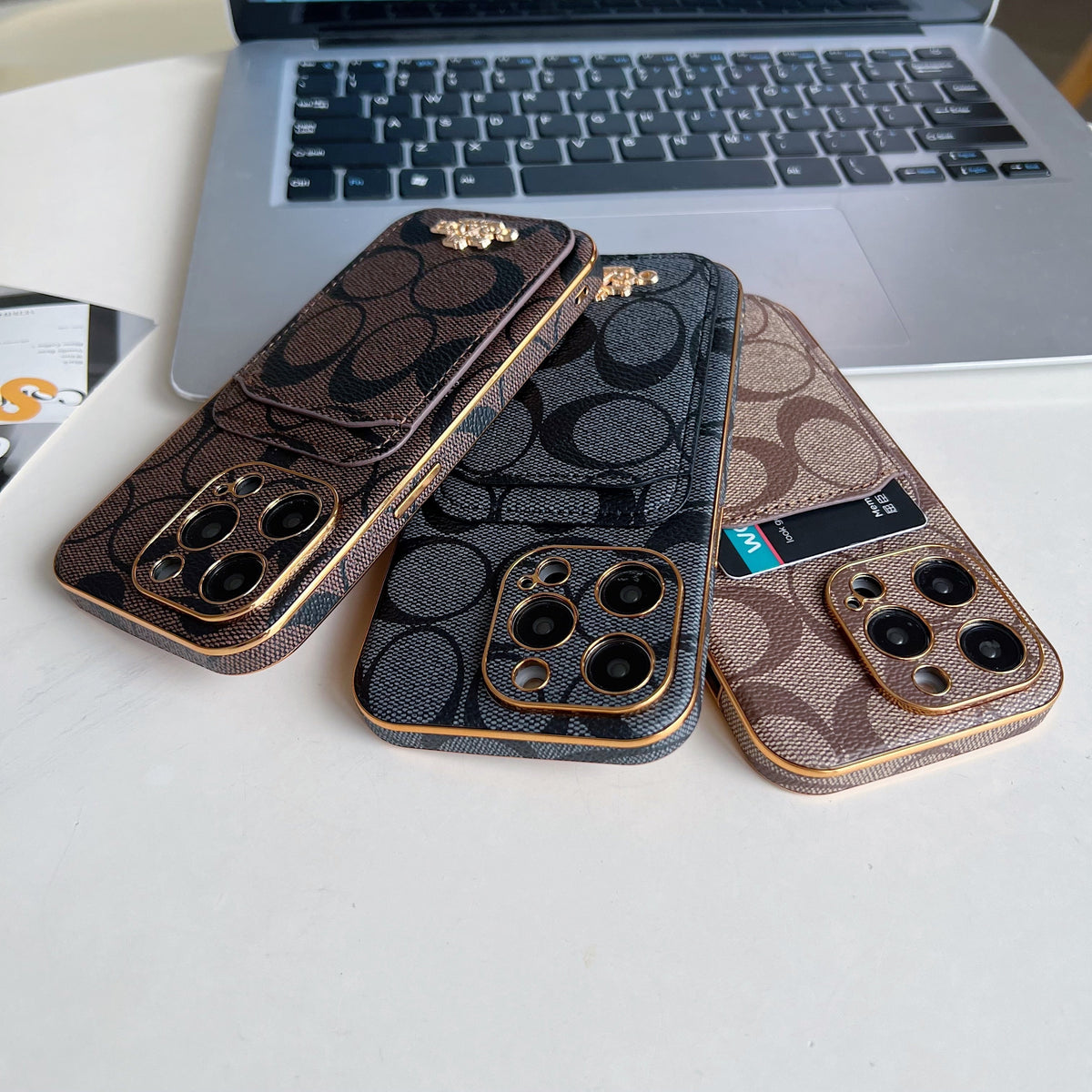 クラシック iPhone ケース カードホルダー付き コーヒー -KB241651