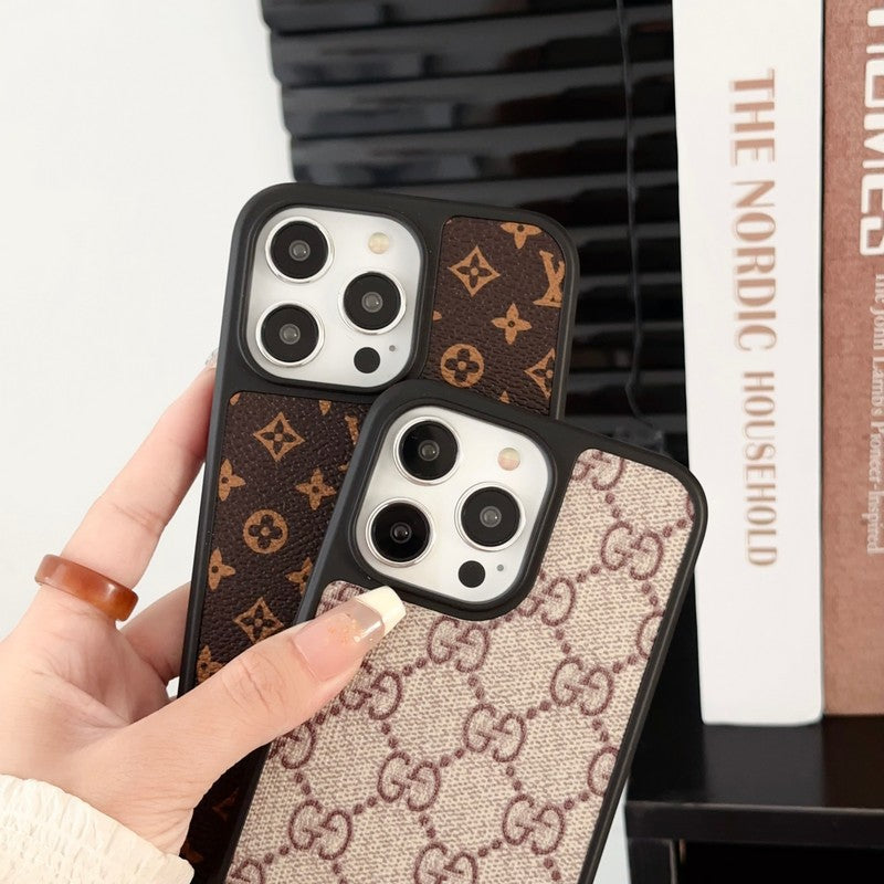 Luxe zwart & wit iPhone-hoesje met handketting