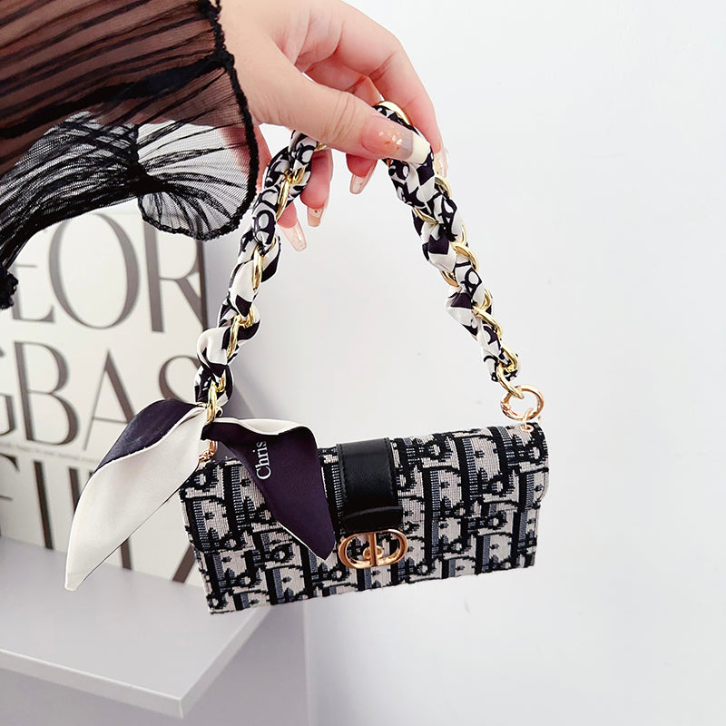 Capa para iPhone com corrente de lenços de bolsa da moda