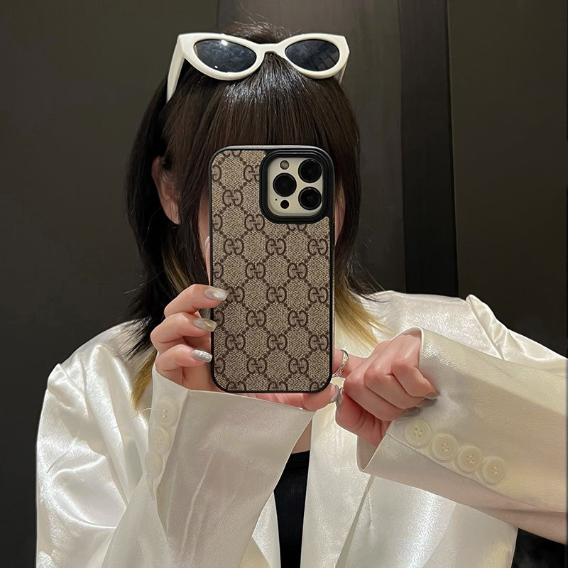 Klasické prémiové pouzdro na iPhone