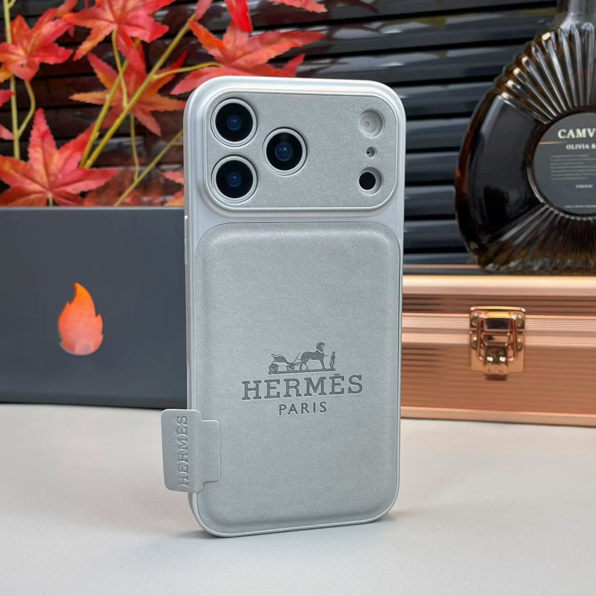 Classices プレミアム レザー iPhone ケース – 贅沢な保護