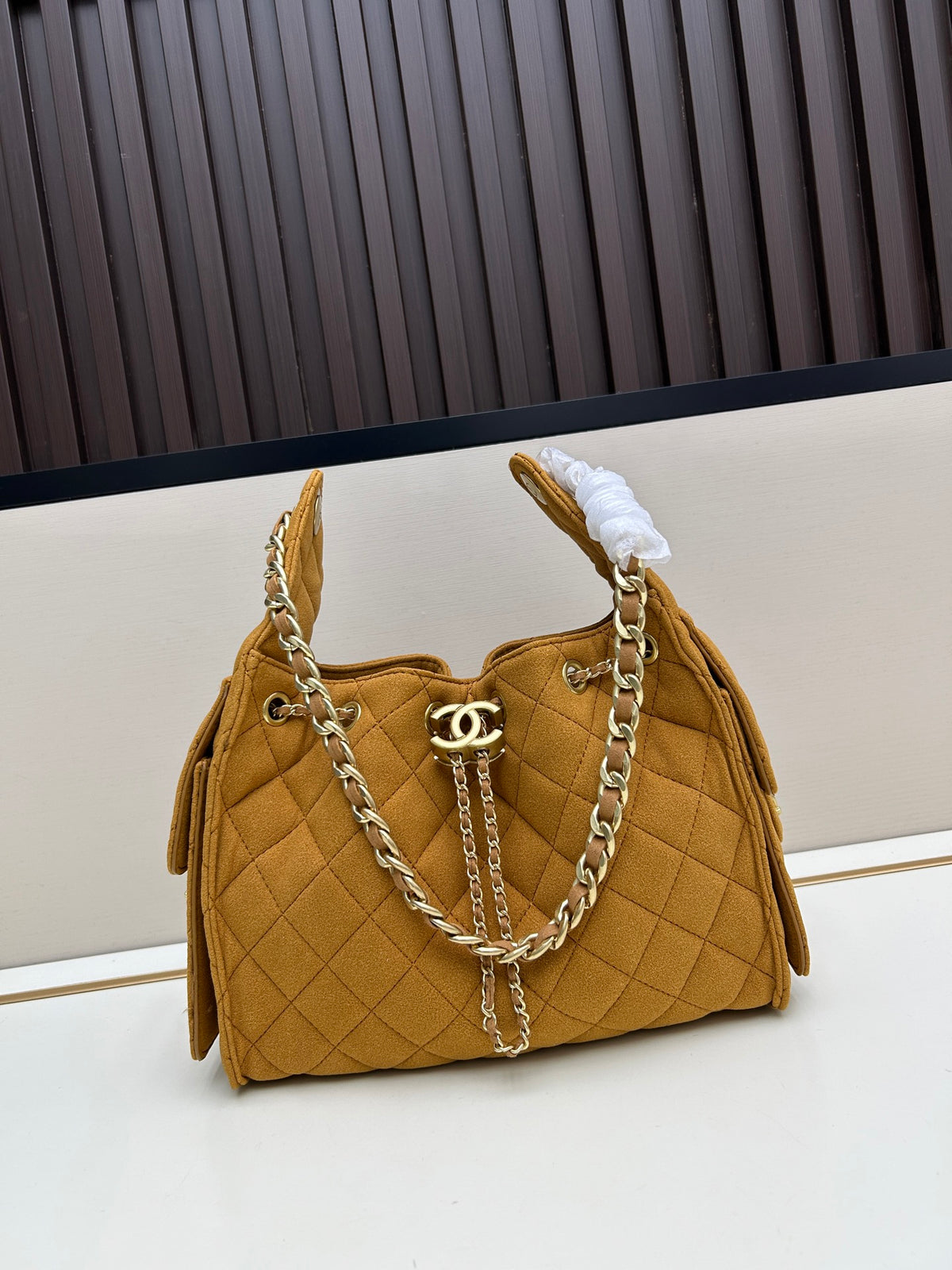 CC 25 Small Handbag Grained Calfskin & Gold-Tone Metal Bag
