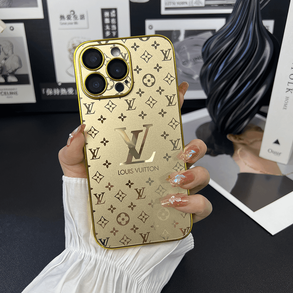 高級感のあるiPhoneケース |輝く