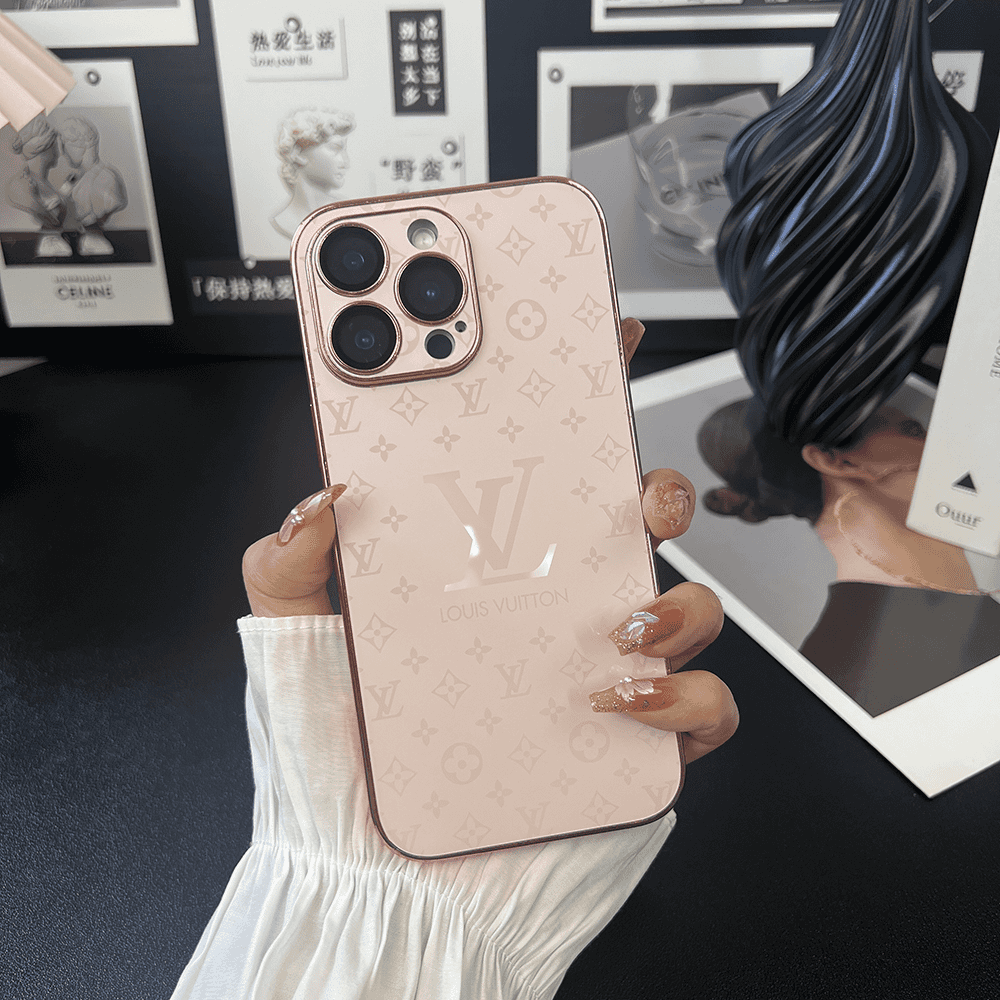 高級感のあるiPhoneケース |輝く